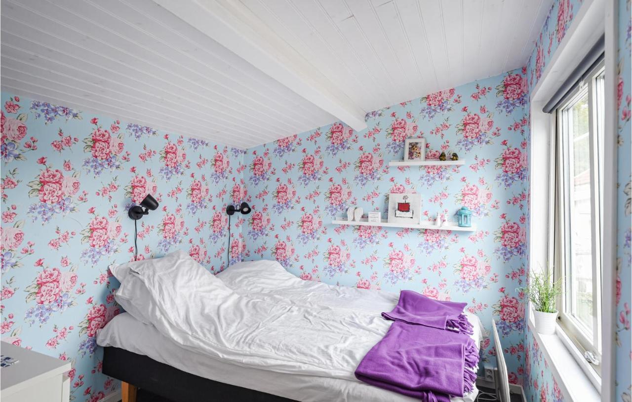 Cozy Home In Strmstad With Wifi Stromstad Exterior photo